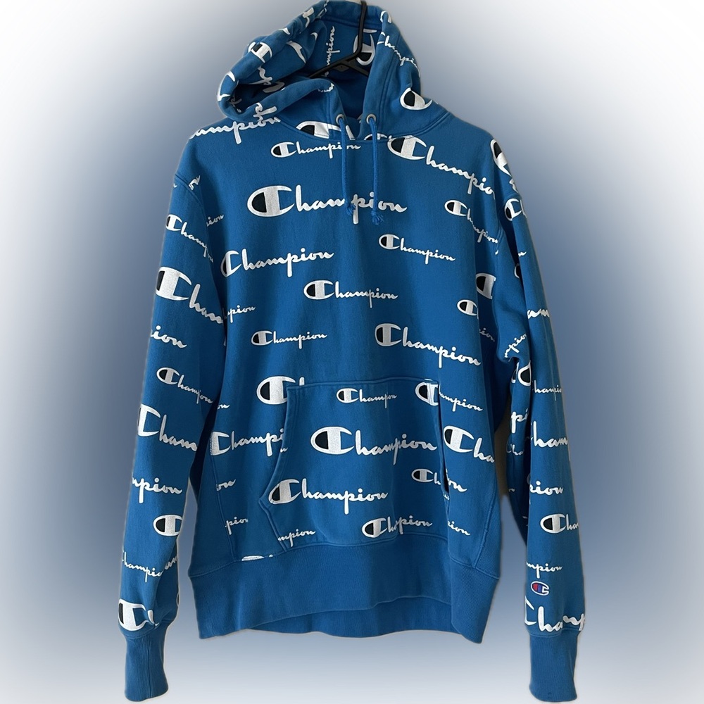 Champion Men's Reverse Weave Pullover Hoodie size Large. all-over logo print